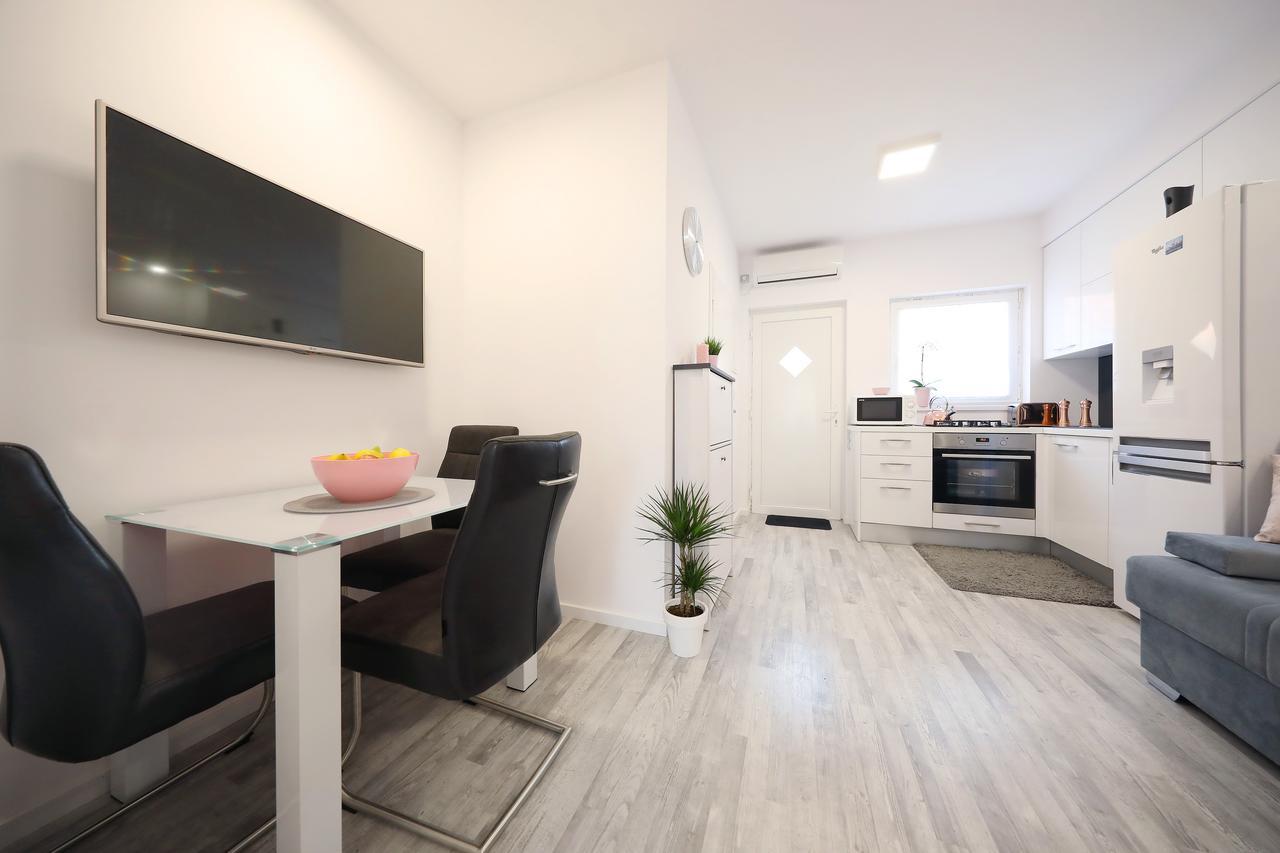 Apartment Mini Задар Экстерьер фото